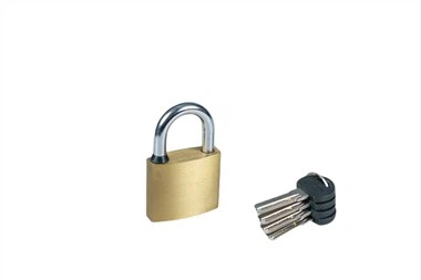 Lacăt din alamă cu chei de calculator